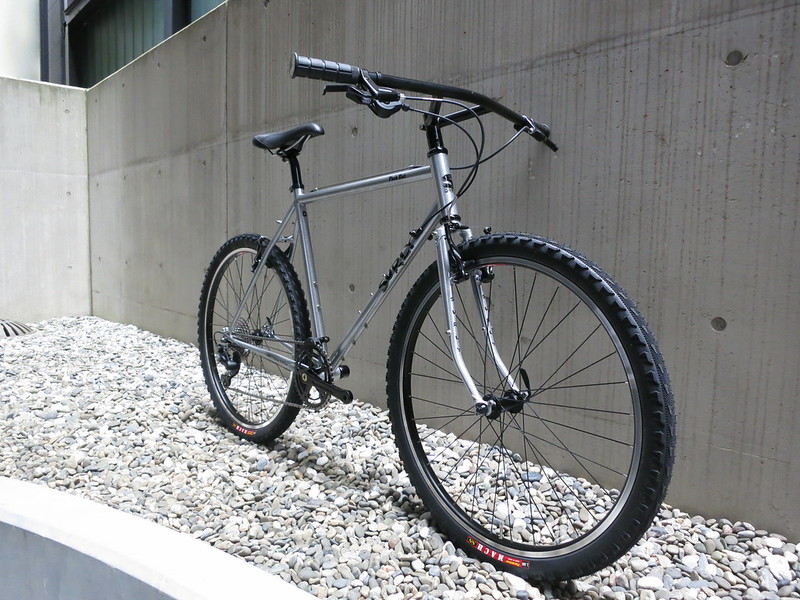 カラーも仕様も当店オリジナル!1台限定のSURLY カラーも仕様も当店オリジナル!1台限定のSURLY
