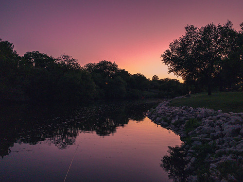 conchoriver sanangelo texas color dramatic dusk fishing sunset