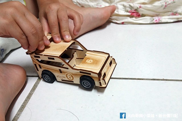 dOLOb 多樂浦文創 台灣設計 DIY 汽車撲滿相框 迴力車 木頭車 兒童玩具 卡車筆筒 (47)
