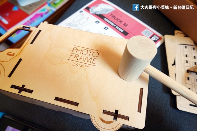 dOLOb 多樂浦文創 台灣設計 DIY 汽車撲滿相框 迴力車 木頭車 兒童玩具 卡車筆筒 (37)