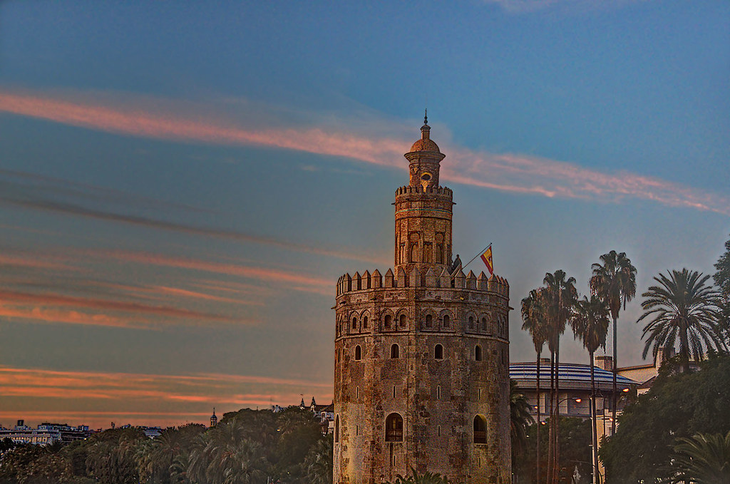 Torre del Oro at sunset | The Torre del Oro (Golden Tower) i… | Flickr