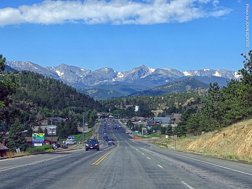 colorado larimercounty estespark 2020 july july2020 summer summer2020 colorado2020trip summer2020trip road highway drive driving driver driverpic ontheroad ontheroad2020 us34 ushighway34 highway34 bigthompsonavenue westbound westboundus34 us34west rockies rockymountains rockymountainnationalpark mountains landscape morning usa