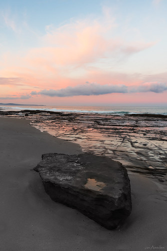 nikond810 wideangle portrait pinkclouds rocks beach lorne victoria australia sky nature water