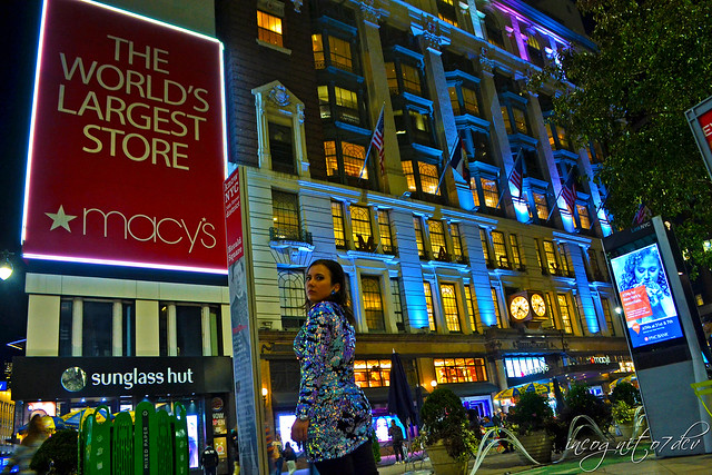At Macy's Herald Square at Night 34th St & 6th Ave Midtown Manhattan New York City NY P00608 DSC_2313
