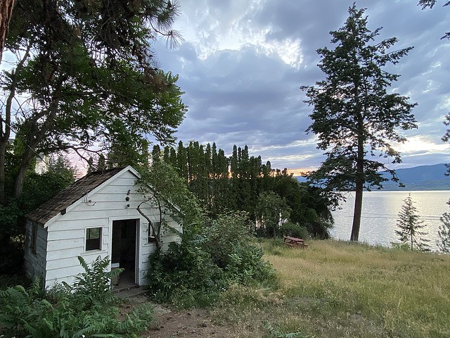Cottage at Okanagan Lake