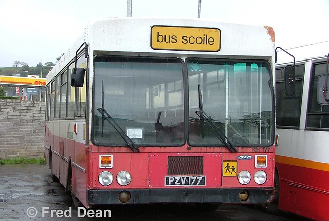 Bus Éireann KS 177 (PZV 177).