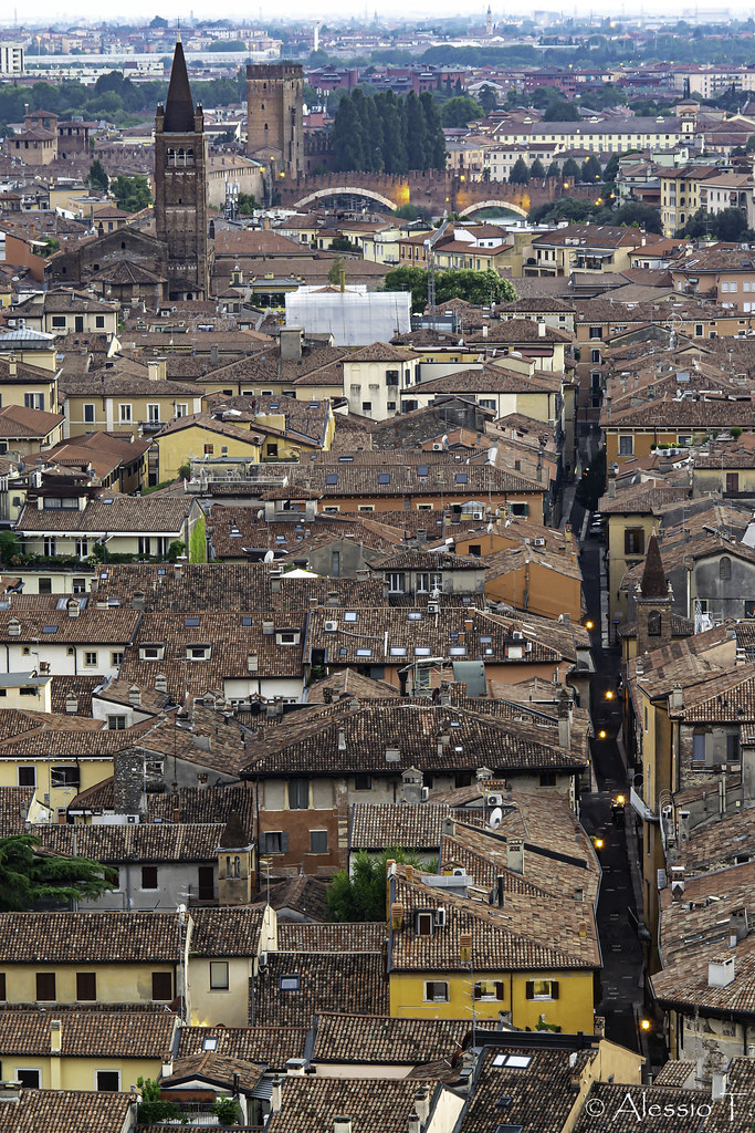 Verona : tetti e case