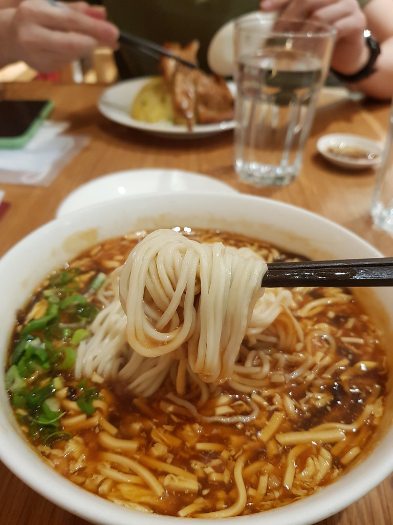 酸辣湯麵 Hot and Sour Soup noodle rm$18.90 @ 鼎泰豐Din Tai Fung Sunway Pyramid