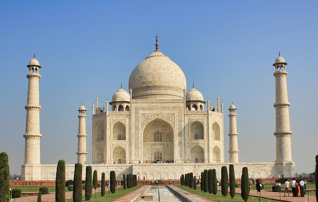 Agra IND - Taj Mahal 12