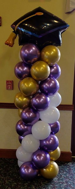Graduation balloon Column