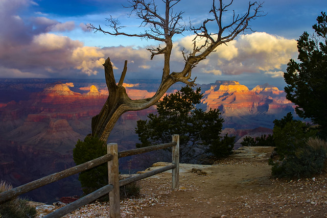 Sunset at South Rim Trail, Grand Canyon National Park.
