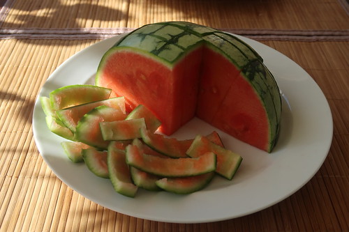 aufgeschnittene Wassermelone (meine Hälte)