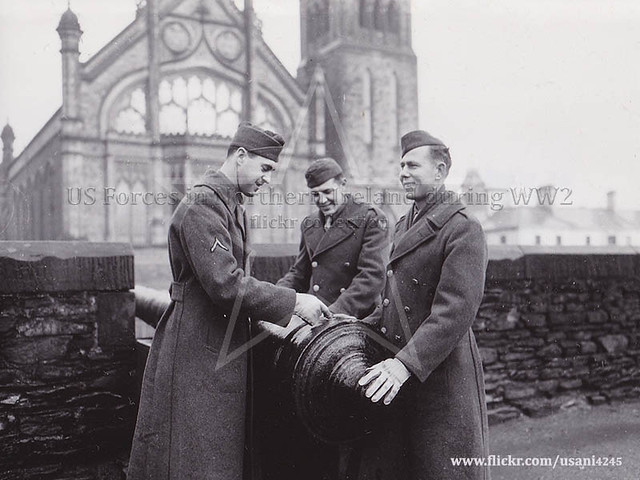 USAAF personnel on furlough in Derry, 1943