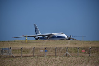 RA-82047 Antonov AN-124-100