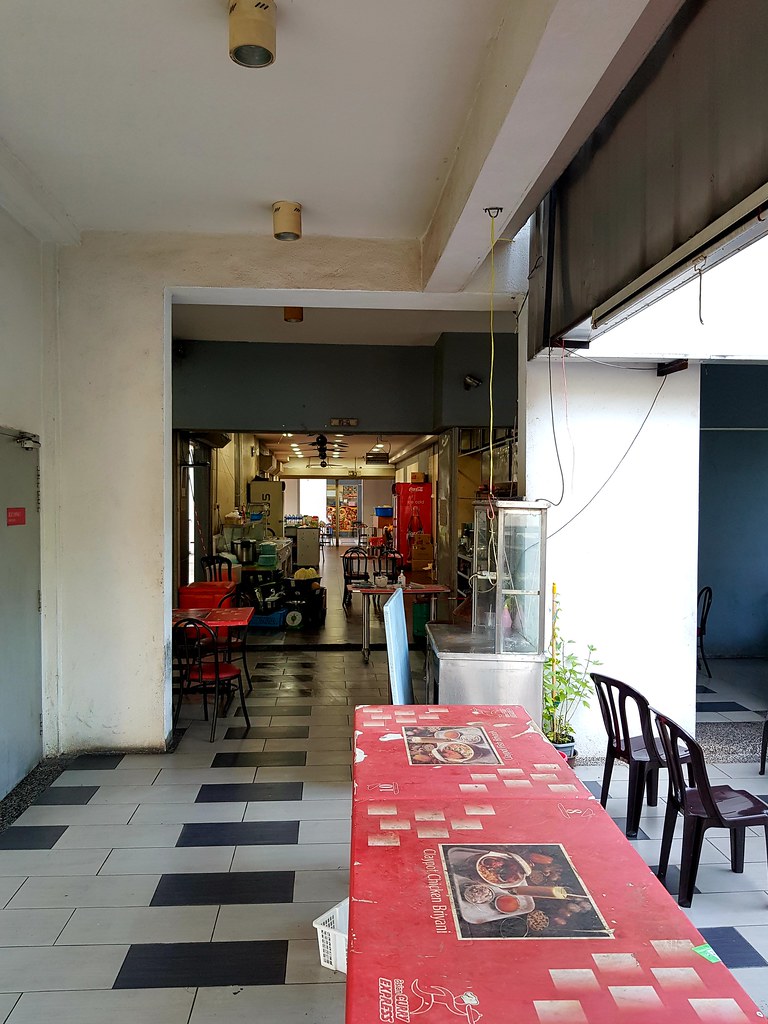 @ Restoran Wira Curry House in Midfield Square, KL Taman Sungai Besi