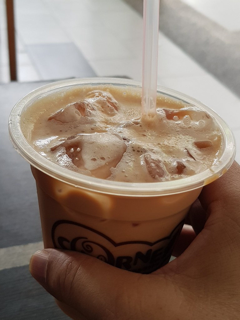 凍奶茶 Ice Teh rm$2.50 @ 故鄉茶餐廳 Moon Cafe KL Dataran Niaga Taman Sungai Besi