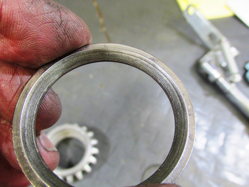 Exhaust Nut Large Sealing Ring Detail