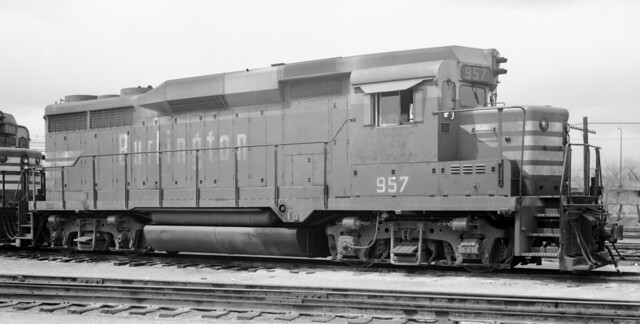 Burlington EMD GP30 957