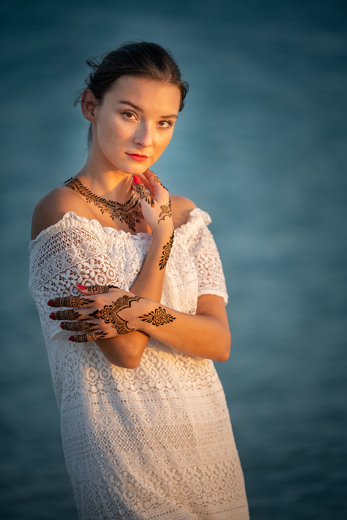 Petra K. with henna tattoos