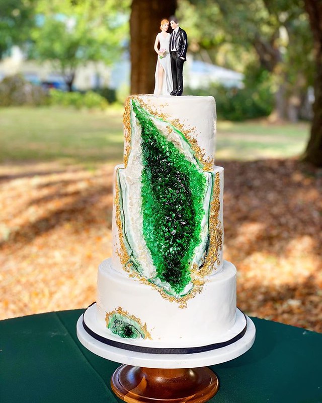 Geode Wedding Cake by Delicieux