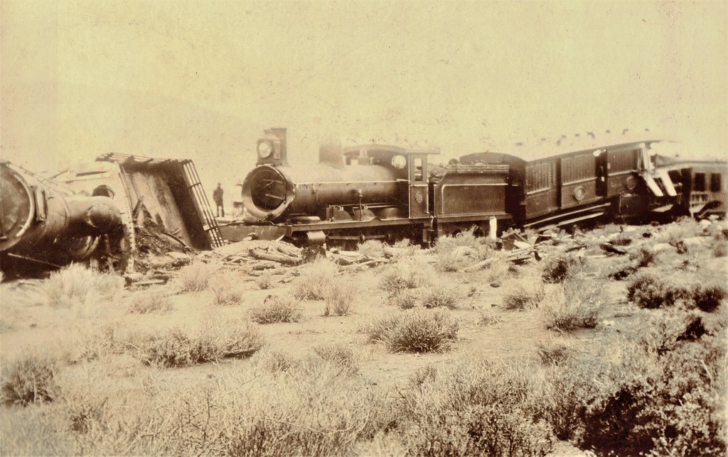 Africa Railways - South Africa - Cape Government Railways 4-6-0 steam locomotive Nr. 180 - accident in 1898 (Dübs Locomotive Works, Glasgow 3441 / 1897)