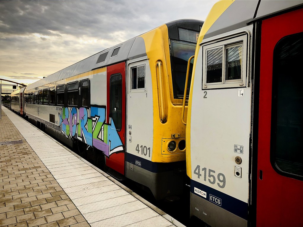 Graffiti train