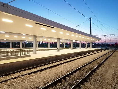 sofia bulgaria centralrailwaystation sunrise sunday travel traveling travelguide photo photooftheday photography photograher buythisphoto buy share like comment