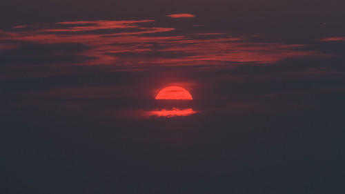 sanrafael california marincounty sunrise red smoke wildfires redsun redclouds morning