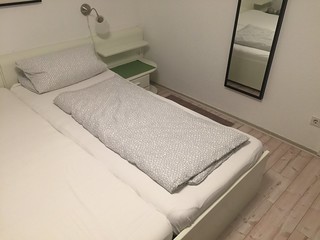 Gästezimmer zur Alten Brücke - Rotenburg - Zimmer Bett / Room bed