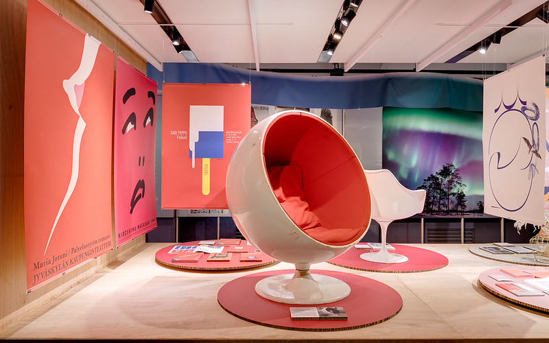 北緯60度的芬蘭設計 - Iconic ＆ Young Finnish Designer 透過色彩傳達經典到當代 - 設計師Eero Aarnio （埃羅・阿尼奧1932- ）的球椅Ball Chair 1963