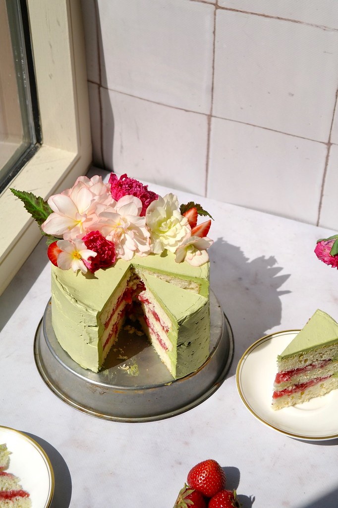 genmaicha, coconut & strawberry layer cake