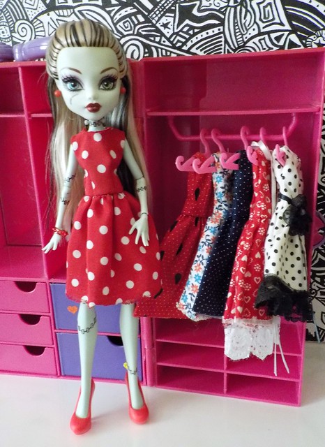 Frankie with more handmade dresses (69/100) (pic 2)