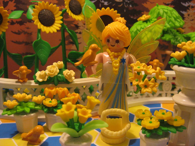 The Yellow Faerie Receives a Serenade