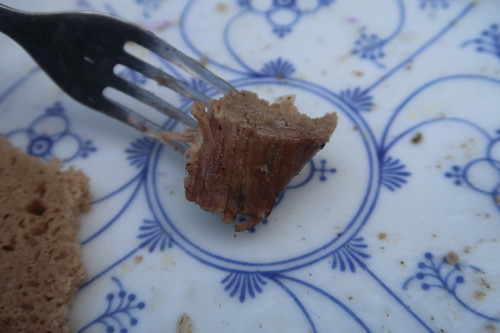Rollbraten aus Bauchfleisch vom Bentheimer Landschwein (mein letzter Bissen von meiner zweiten Portion)