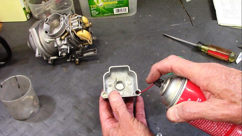 Spay Carburetor Cleaner In Choke Well And Verify It Flows Out The Bottom Passage