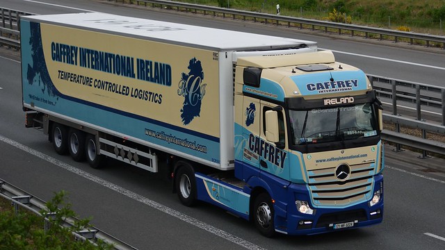 IRL - Caffrey MB New Actros Bigspace