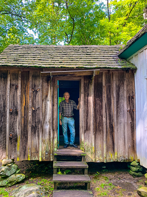 Alfred Reagan cabin--5012