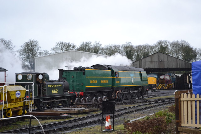 Southern Railways Battle of Britain class Pacific Locomotive No. 34081 '92 Squadron at Wansford (Nene Valley Railway) 10-03-19