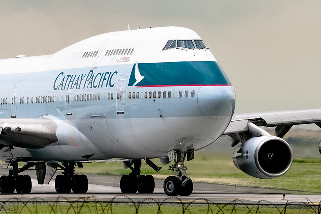 Cathay Pacific - Boeing 747-467 / B-HUJ @ Manila