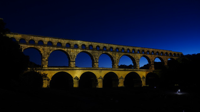 mise en lumière du Pont du Gard