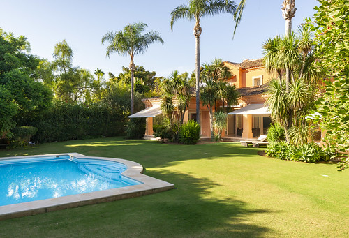 photographyforrealestate villa chalet house luxury marbella guadalmina gauadalminabaja pool seaside
