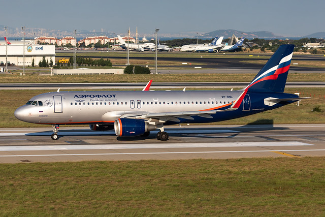 VP-BNL Aeroflot Airbus A320-214