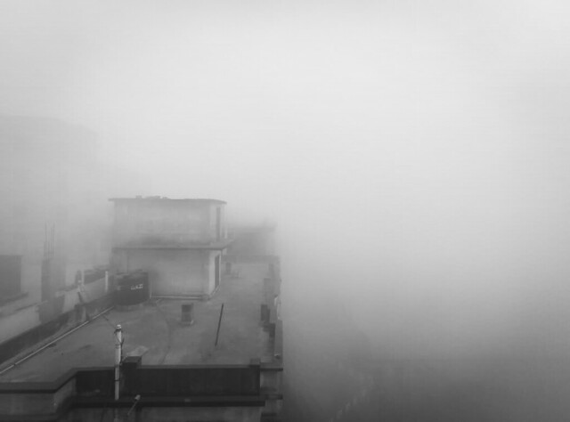 Fog and Dhaka