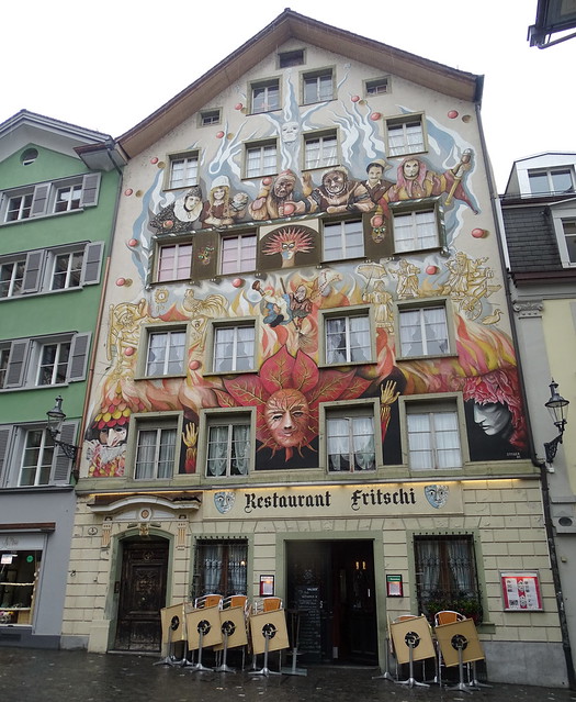 edificio Restaurante Fritschi en Sternenplatz Lucerna Suiza 12