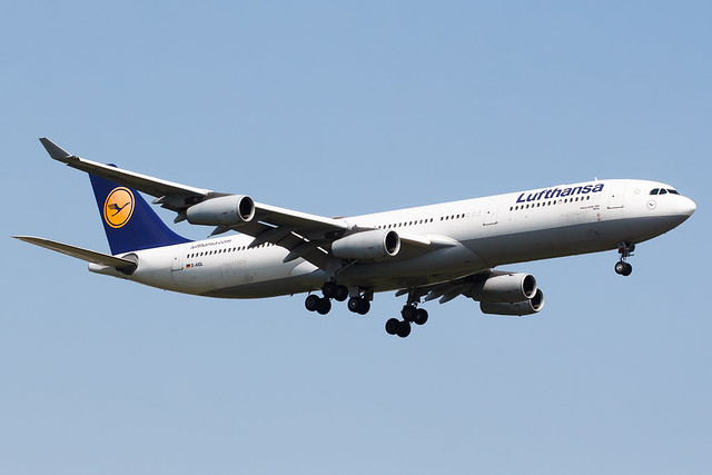 Lufthansa | D-AIGL | Airbus A340-313 | YYZ | CYYZ