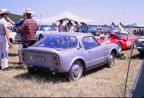1967 scca sportscar racing classic vintage historic lakeafton