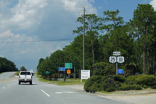 US301 US25 North Signs - Jesup Jesup, Georgia