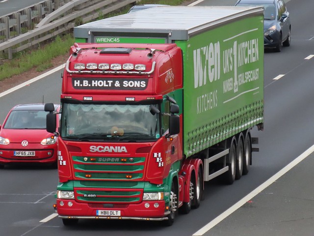 H.B Holt & Sons, Scania R490 (HB11OLT) On The A1M Southbound