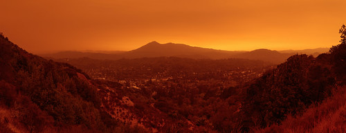 smoke wildfires orangesky redsky orangedaylight sanrafael marincounty california cityscape landscape panorama trees mountain mounttamalpais haze