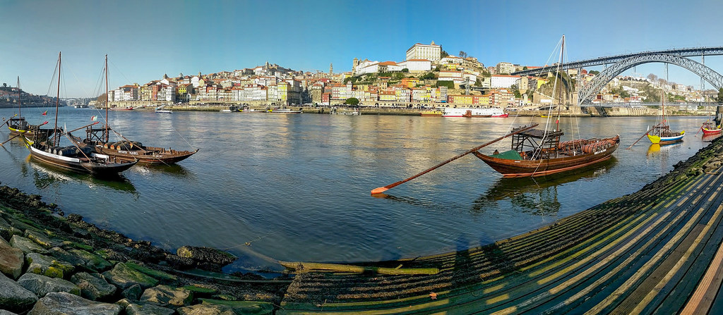 Old town Porto as seen from Vila Nova de Gaia